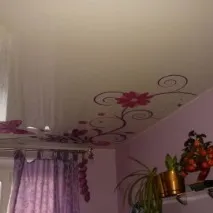 Натяжні стелі в хрущовці - ціни від 290 руб за 1м2 з установкою натяжні