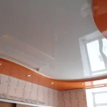 Натяжні стелі в хрущовці - ціни від 290 руб за 1м2 з установкою стелі