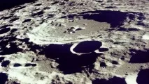 Висадка людини на місяць, Разом з нами місяць