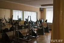 Замість непрацюючої розетки - телефон, або Як живеться студентам у мінських гуртожитках телефон