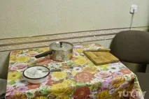 Замість непрацюючої розетки - телефон, або Як живеться студентам у мінських гуртожитках телефон