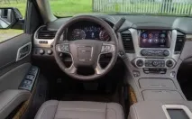 Огляд американського позашляховика GMC Yukon Denali 2015 з фото екстер’єру, інтер’єру, докладними. американського