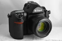 Огляд Nikon F6, Радожива радожива
