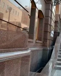 Оздоблення фасаду натуральним каменем оздоблення