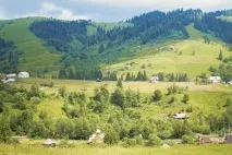 Високогірне карпатське село - Дземброня. Дземброня