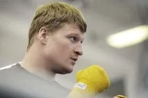 Повєткін вирішив відповісти за «українського самозванця» на рингу повєткін