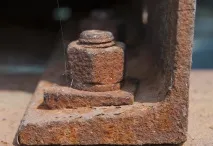 болти