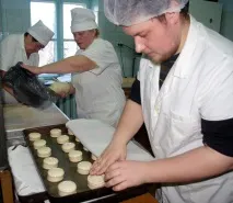 випікається