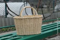 Кріплення ручок для кошиків із газет кошиків