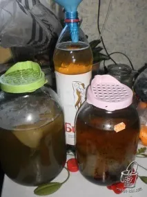 водою