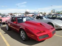 Pontiac Firebird - огляд, характеристики, фото цінаПонтіак Фаєрберд pontiac