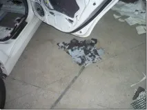 Шумоізоляція та заміна музики в Toyota Prius ZVW30, Автомобільний настановний центр музики