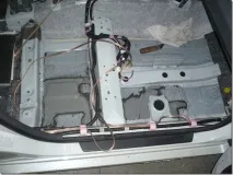 Шумоізоляція та заміна музики в Toyota Prius ZVW30, Автомобільний настановний центр музики