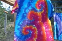 Tie-Dye – фарбуємо речі своїми руками фарбуємо