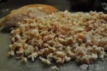Рецепт Листковий салат Улюблений, З копченою куркою,чорносливом та грибами улюблений