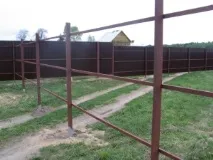 Паркан із профлиста своїми руками інструкція своїми
