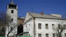 факти