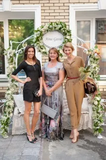Журнал Honeymoon - Модний Дім AINA GASSE журнал