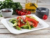 Салати та закуски доставка з МУ-МУ закуски
