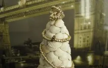 руками