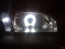 Галоген у лінзований біксенон з ангельськими вічками вічками