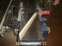 Виготовлення дерев’яної різьбленої кухонної лопатки «Первоцвіт» кухонної