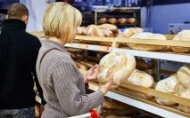 Який хліб можна при грудному вигодовуванні чорний, білий, батон хліб