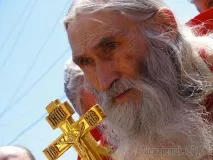 Куди нас ведуть старці старці