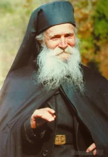 Куди нас ведуть старці старці