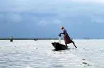 Люди, які живуть лише на воді живуть