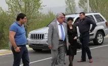 грошах