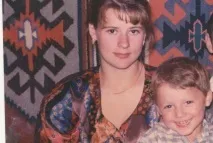 Сиділа та плакала – навіщо нам цей футбол навіщо
