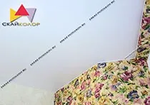 Оливкова натяжна стеля «Olive Green» Оливкове лакове полотно Olive Green стеля