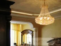 Обклеювання стін шпалерами, приватний майстер шпалерами