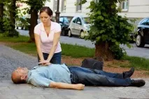 Перші ознаки інфаркту міокарда у жінок та чоловіків та перша допомога інфаркту