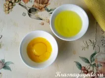 Пиріг з вишнею та абрикосами вишнею