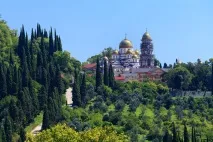 Погода в Абхазії по місяцях місяцях