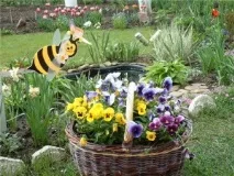 Вироби для прикраси двору своїми руками вироби