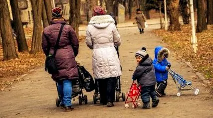 року половині