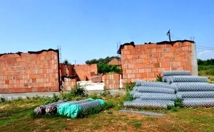 вирує малі