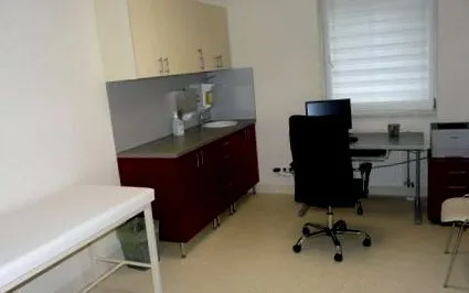clinica comandă