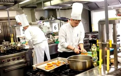 готвеше помагах вкусове храни
