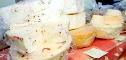 мляко млечни