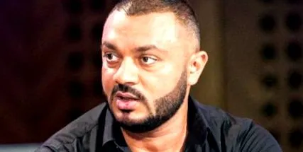 dezvăluit laci