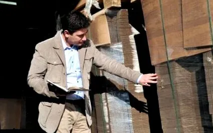 пакувальний матеріал чому