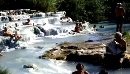 saturnia scări