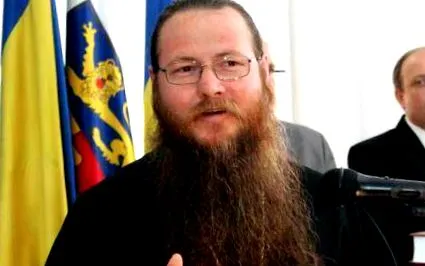 предупреждава предупреждава