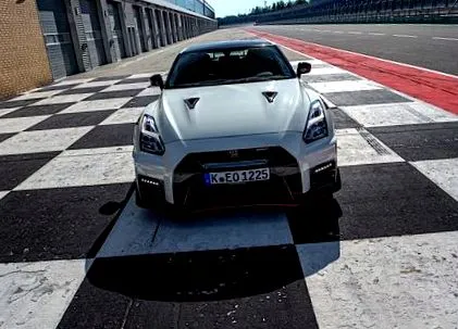 nissan nissan