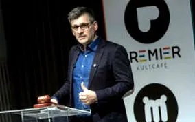 sugestivă foarte