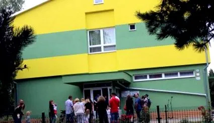 годината започнат